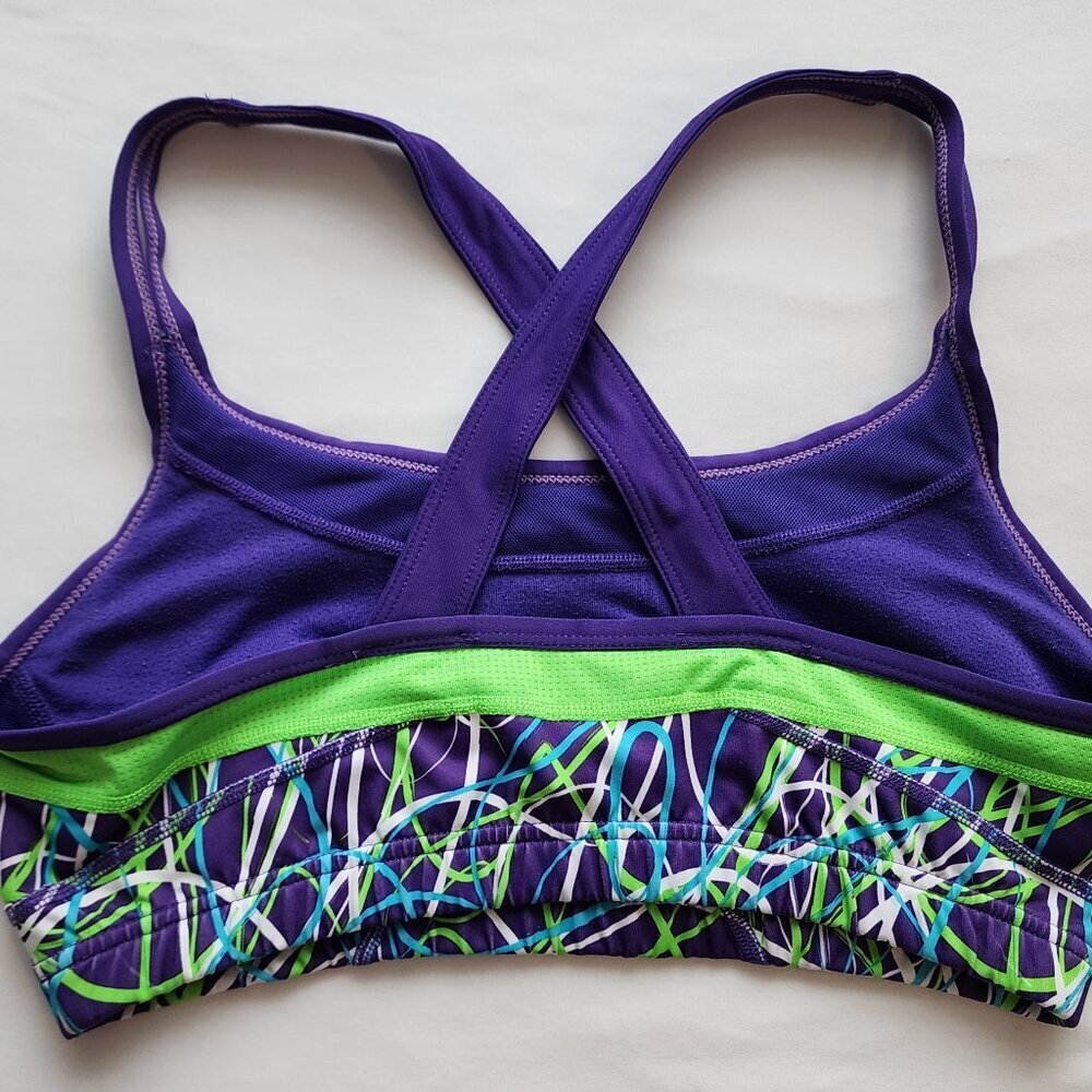 Fitted Sports Bra SIZE LARGE - MEDIUM SUPPORT funky Purple Retro 80's XERSION - Picture 2 of 4